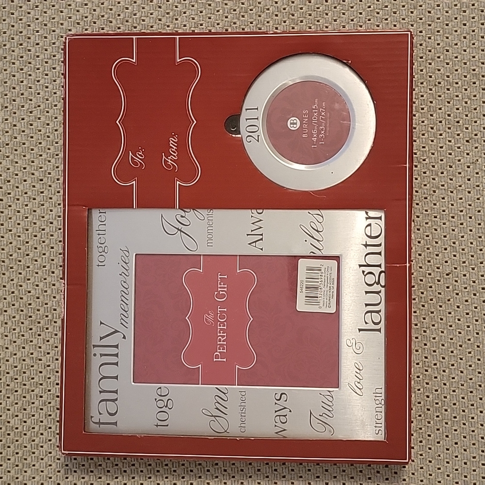 NIB BURNES OF BOSTON Picture frame 4"x6" & "2011" Round 3"x3" frame orna…